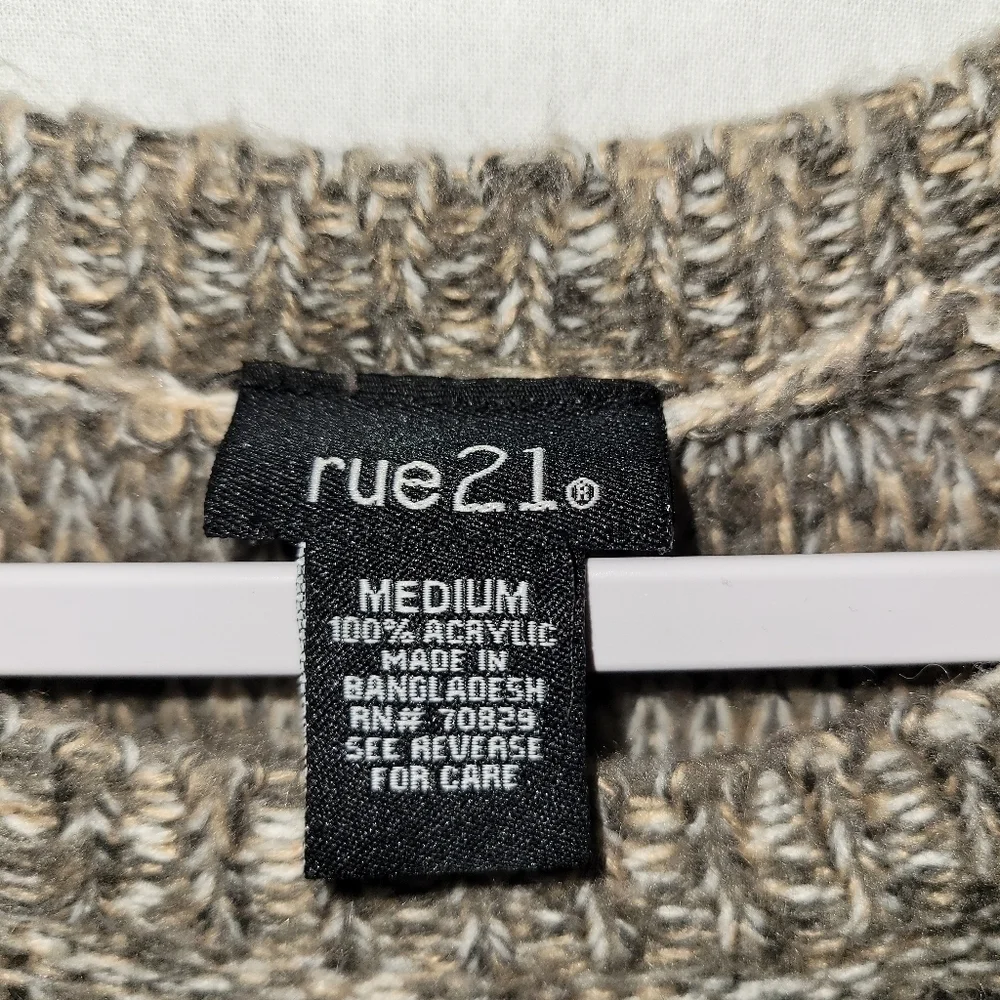 Rue21 Womens Medium sweater - Picture 7 of 10